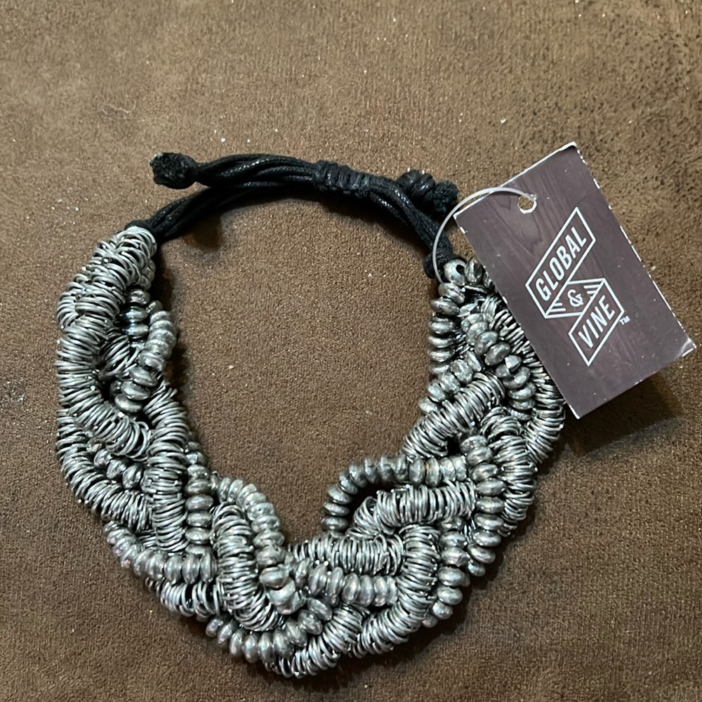 NWT Global & Vine Ladies’ Bracelet